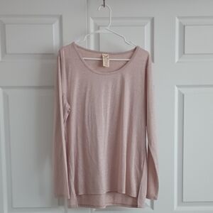 Faded Glory Women's Light Pink Shimmer Long Sleeve Top. Size: Large